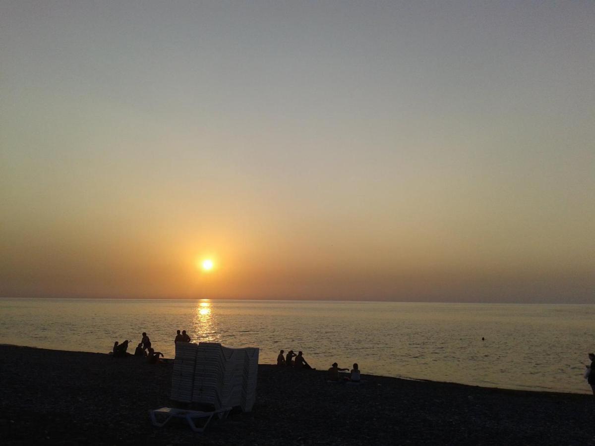 Batumi Orbi Sea Tawer Apartamento Exterior foto