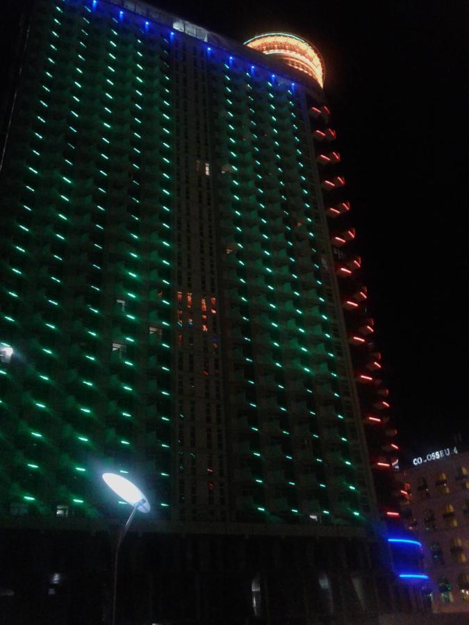 Batumi Orbi Sea Tawer Apartamento Exterior foto
