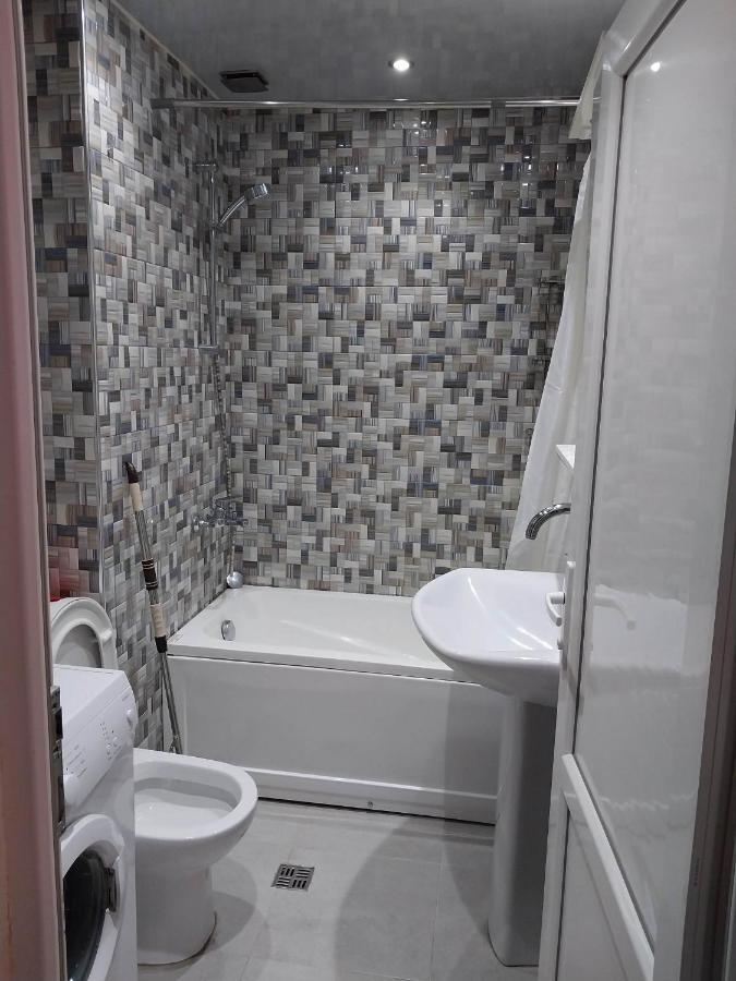 Batumi Orbi Sea Tawer Apartamento Exterior foto